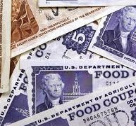 Food stamp numbers hold steady in 2014